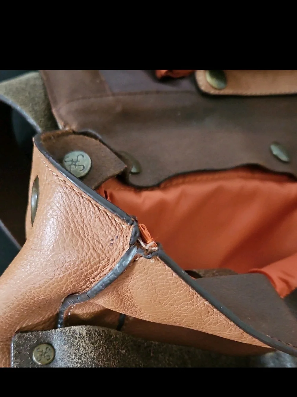 Petunia Pickle Bottom Leather Scout Brown Journey Messenger Bag Adjustable Strap